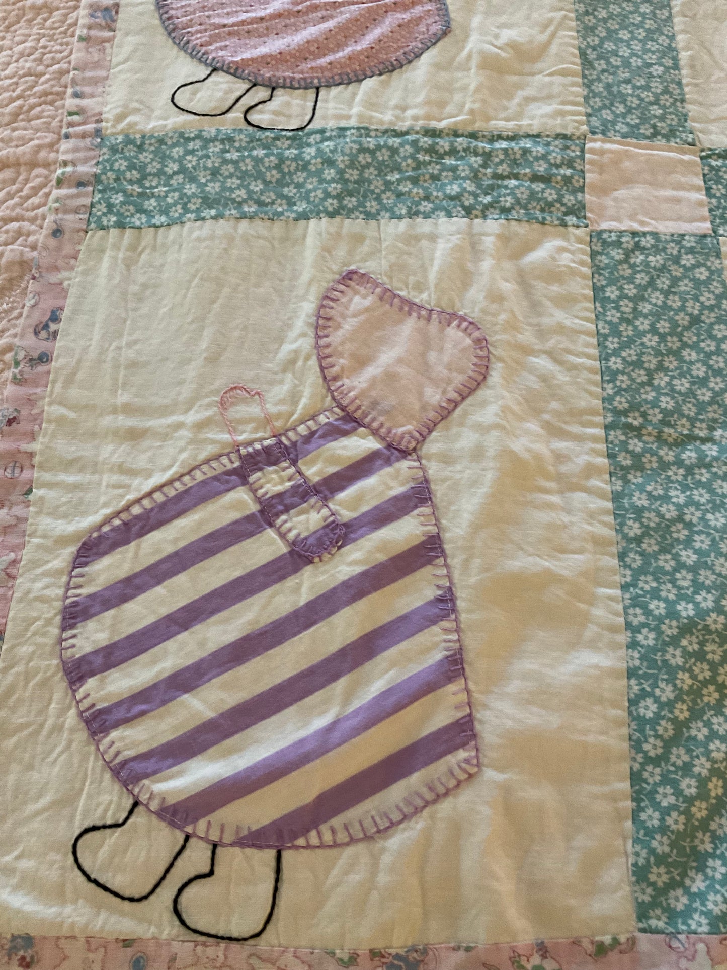 Sun Bonnet Sue Quilt
