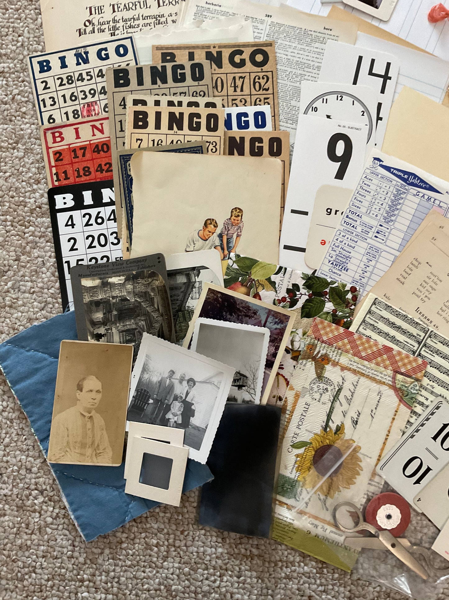 Ephemera bundle 80+ pieces￼