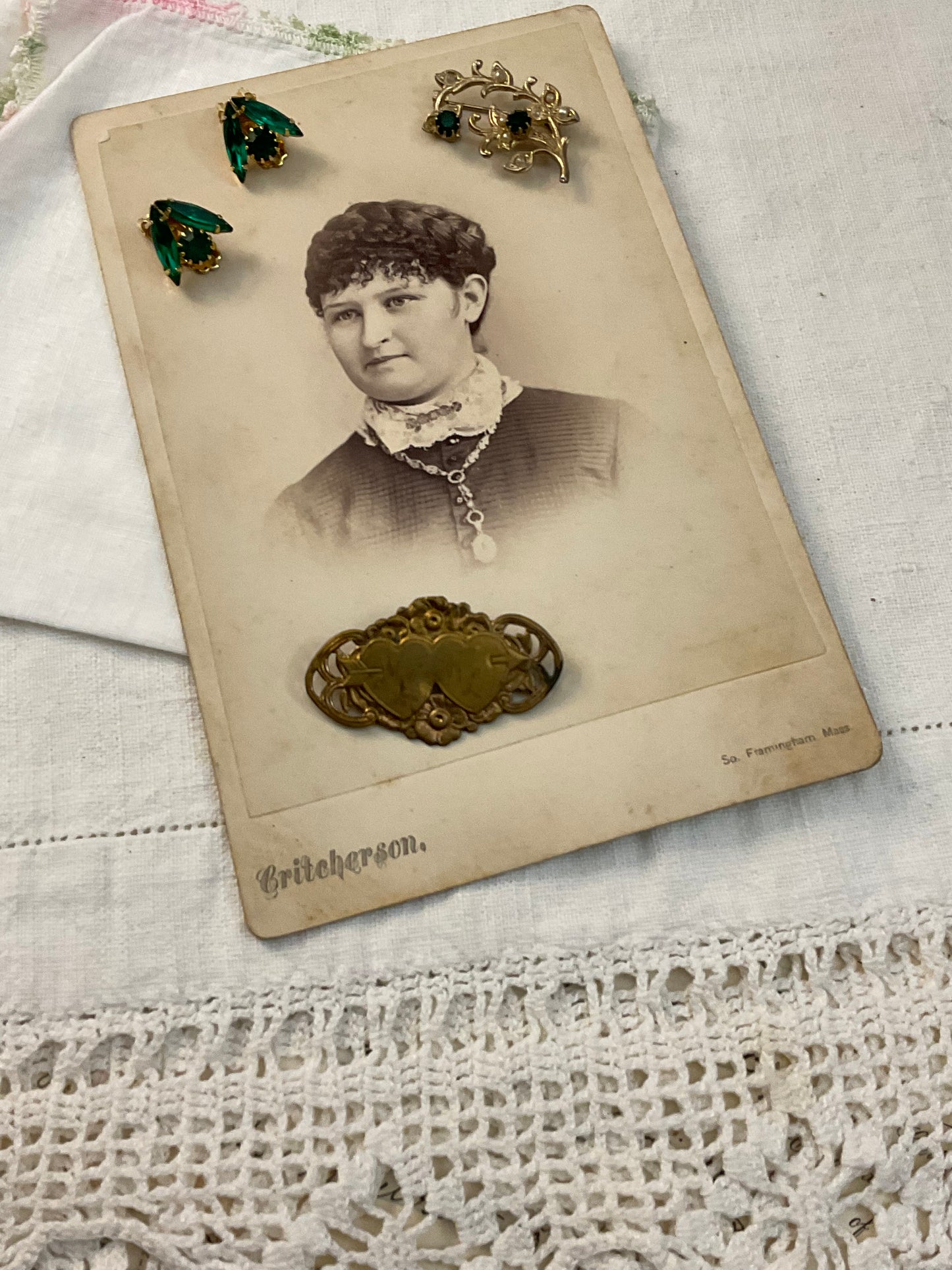 Jewelry with Cabinet Card - Green