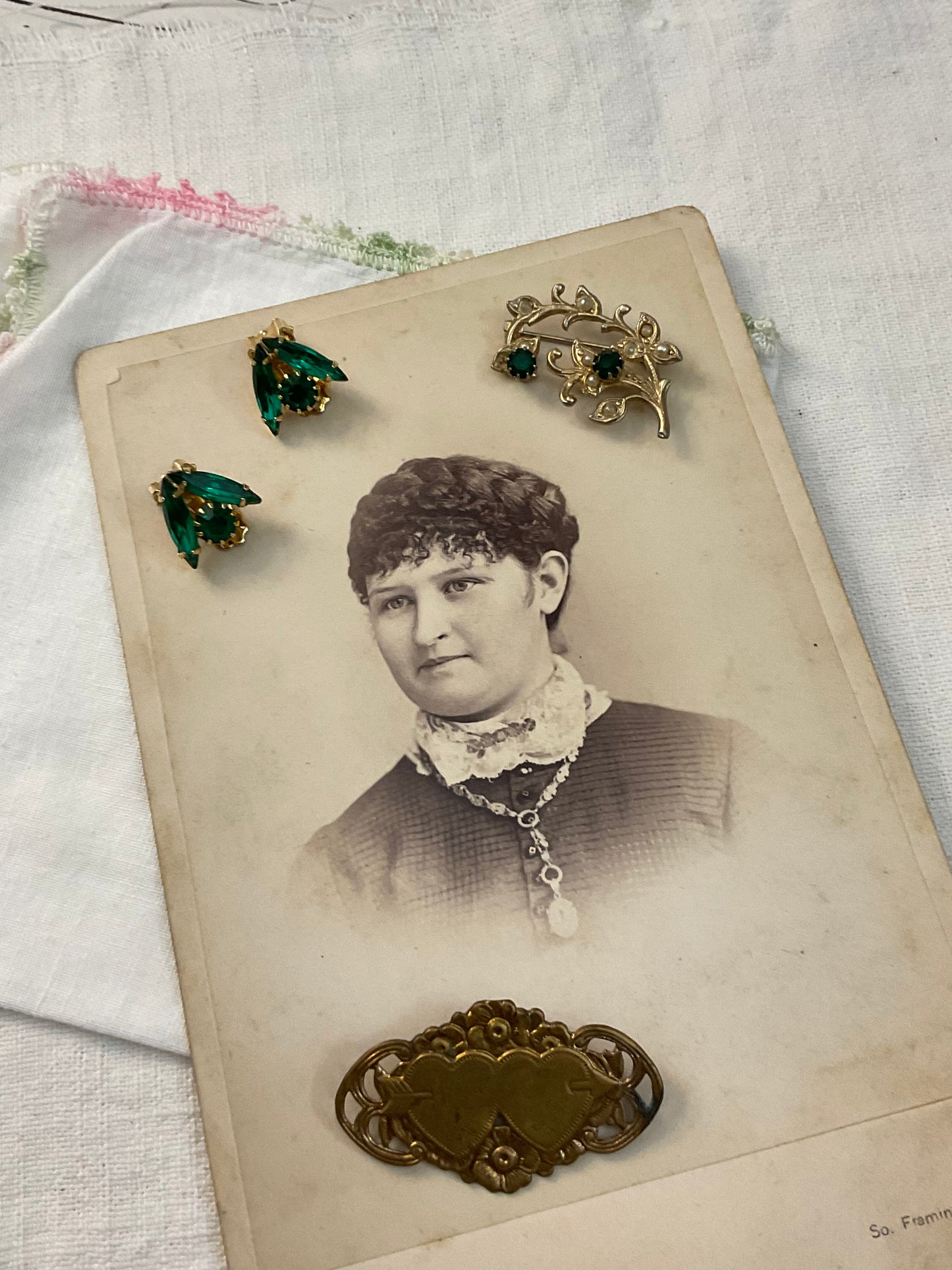 Jewelry with Cabinet Card - Green