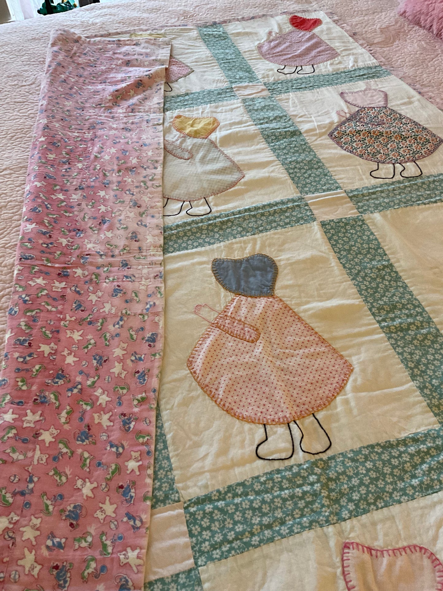 Sun Bonnet Sue Quilt