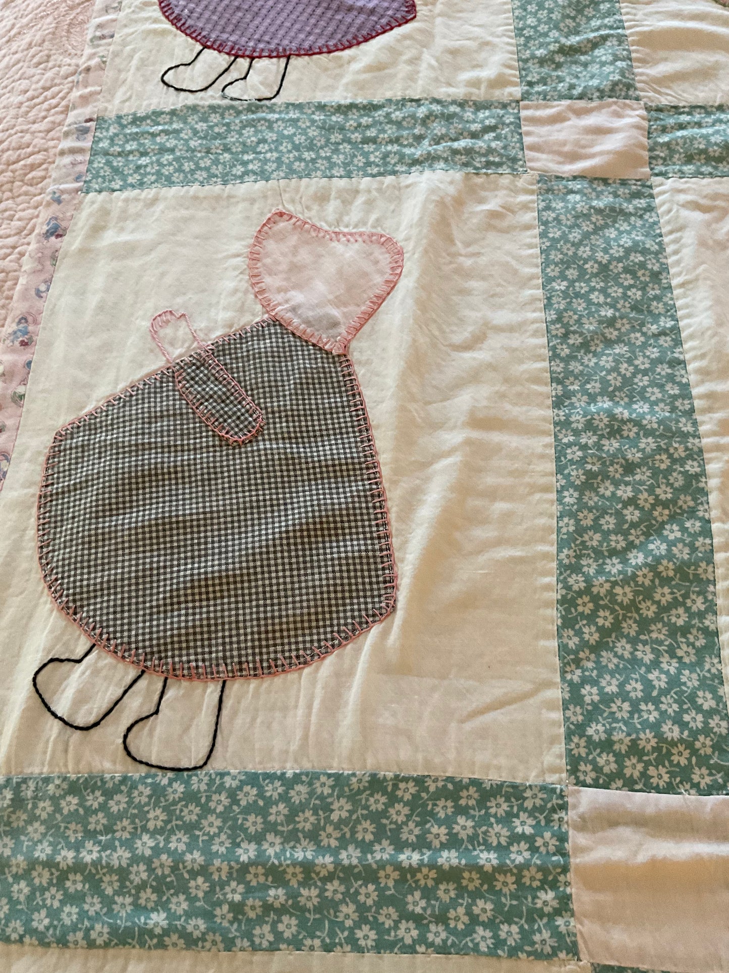 Sun Bonnet Sue Quilt