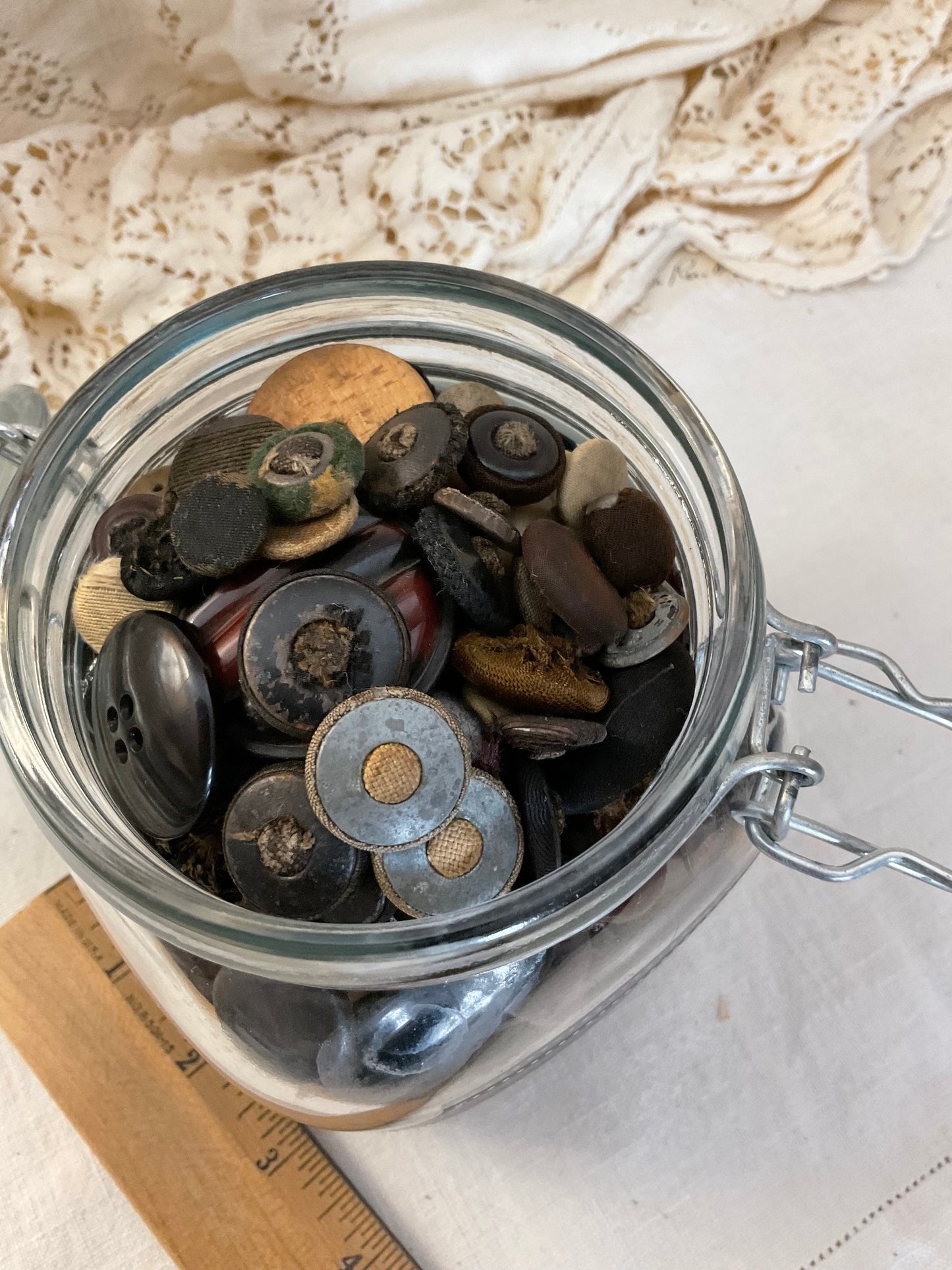 Jar of Buttons
