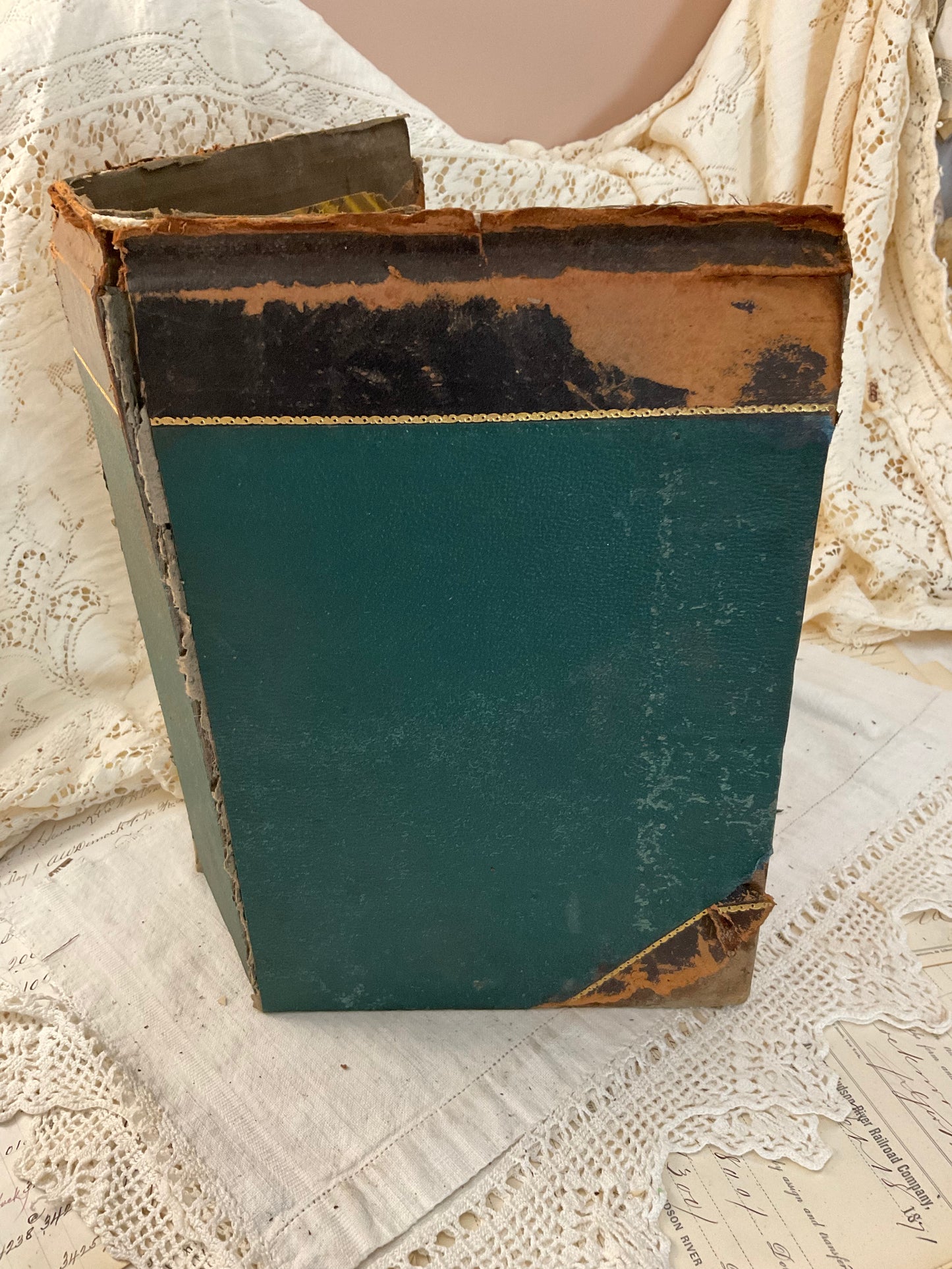 Ledger Cover - Green