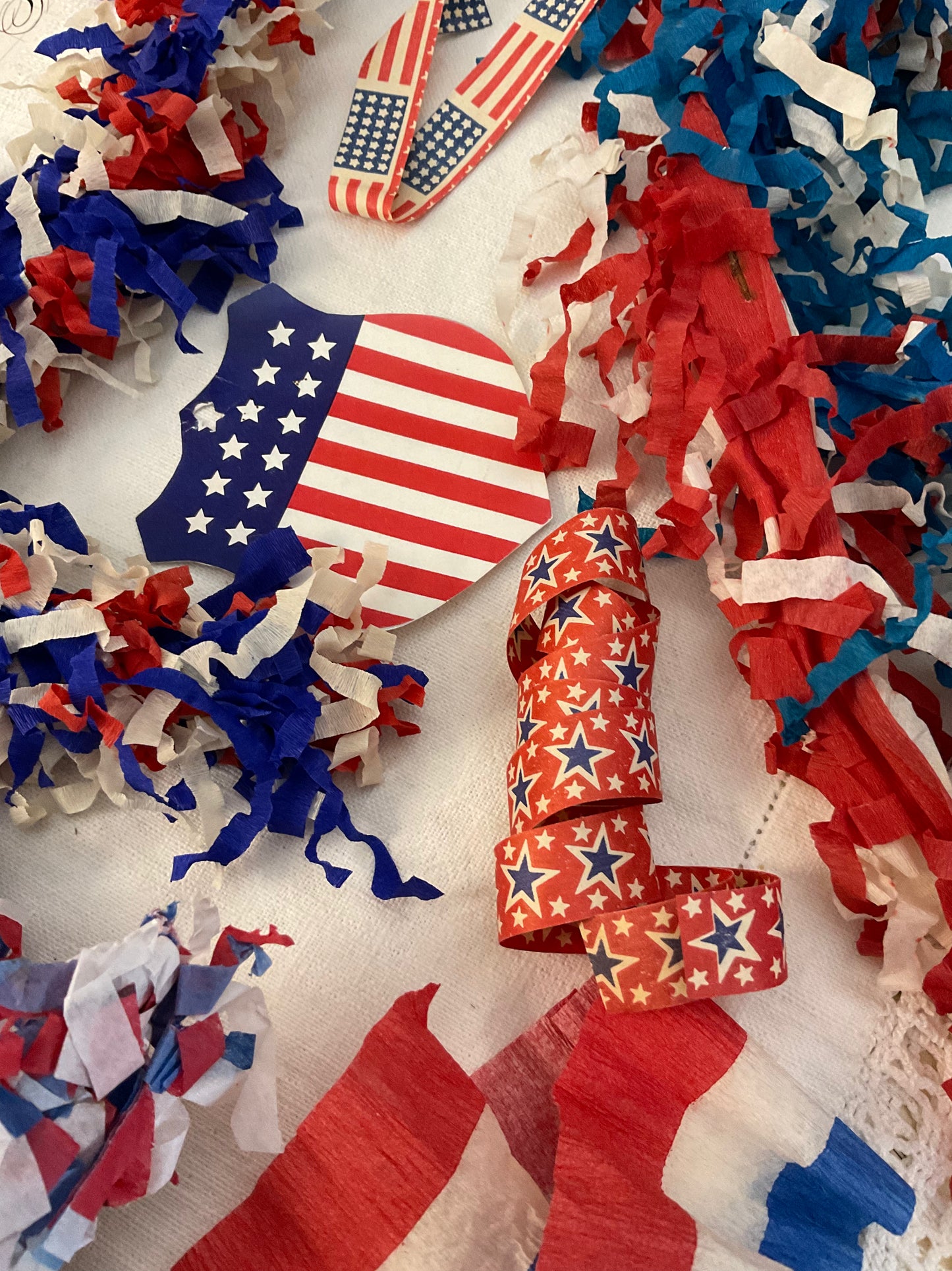 Patriotic Crepe Paper/Bundle