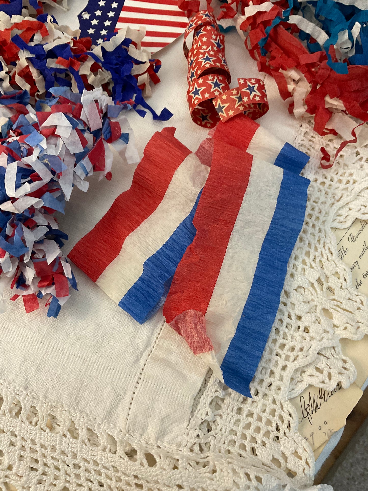 Patriotic Crepe Paper/Bundle