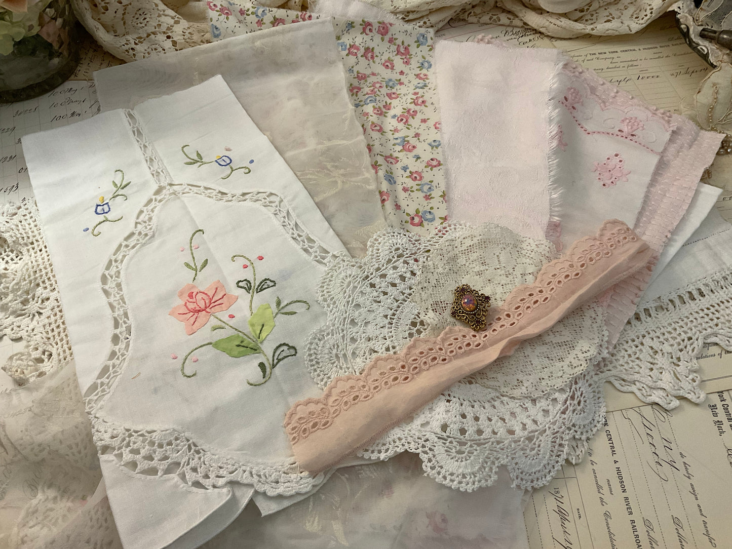 Rolled Linen Bundle