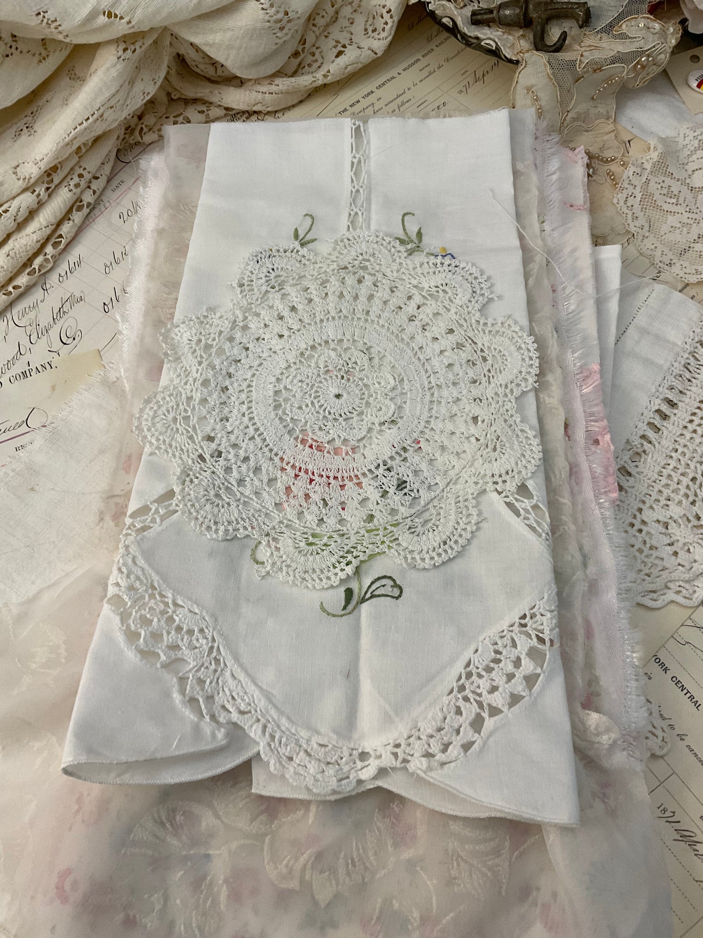 Rolled Linen Bundle