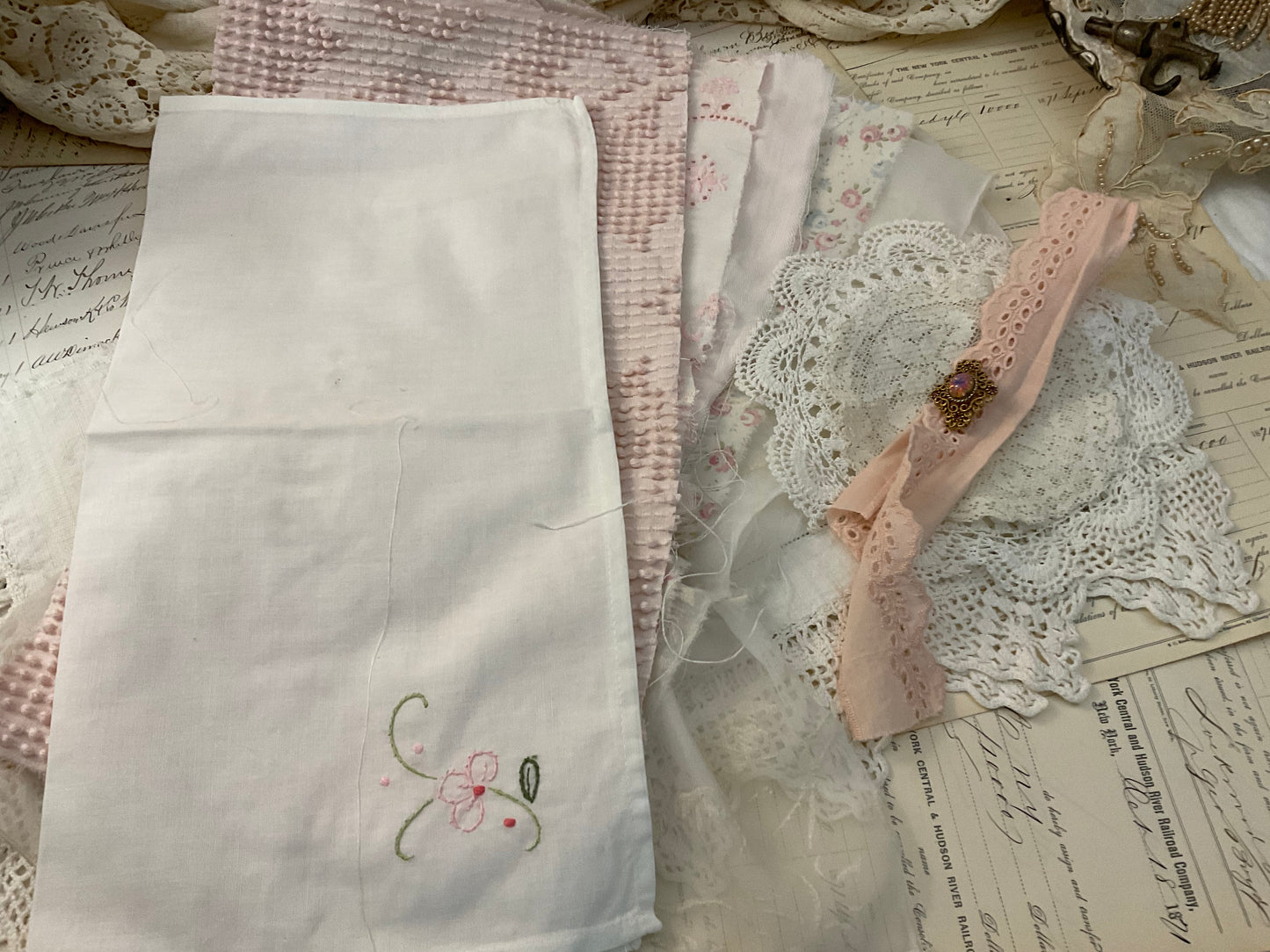 Rolled Linen Bundle