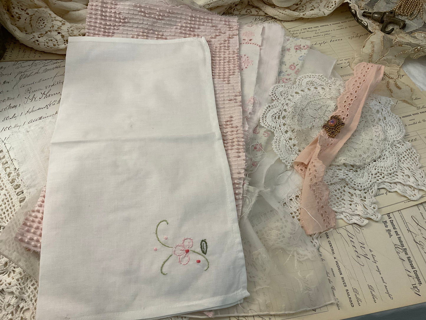 Rolled Linen Bundle