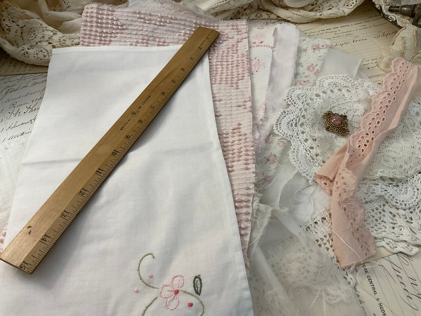 Rolled Linen Bundle