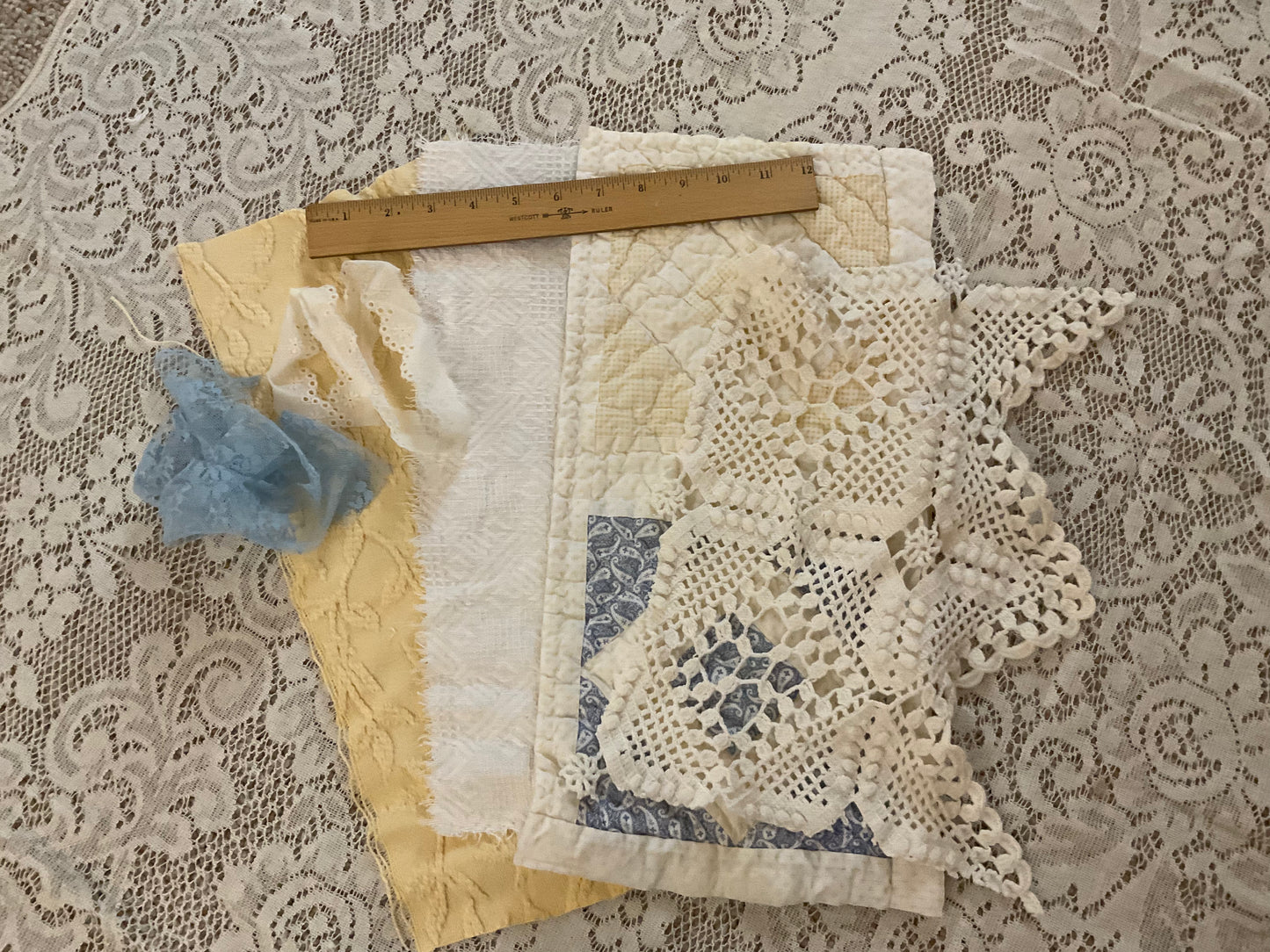 Yellow, White and Blue Bundle - B7