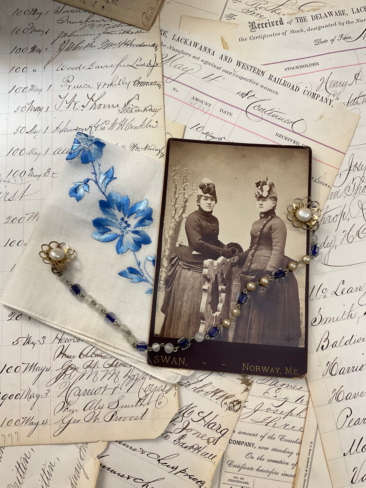 Sweater clip w/Cabinet Card and Hanky - A
