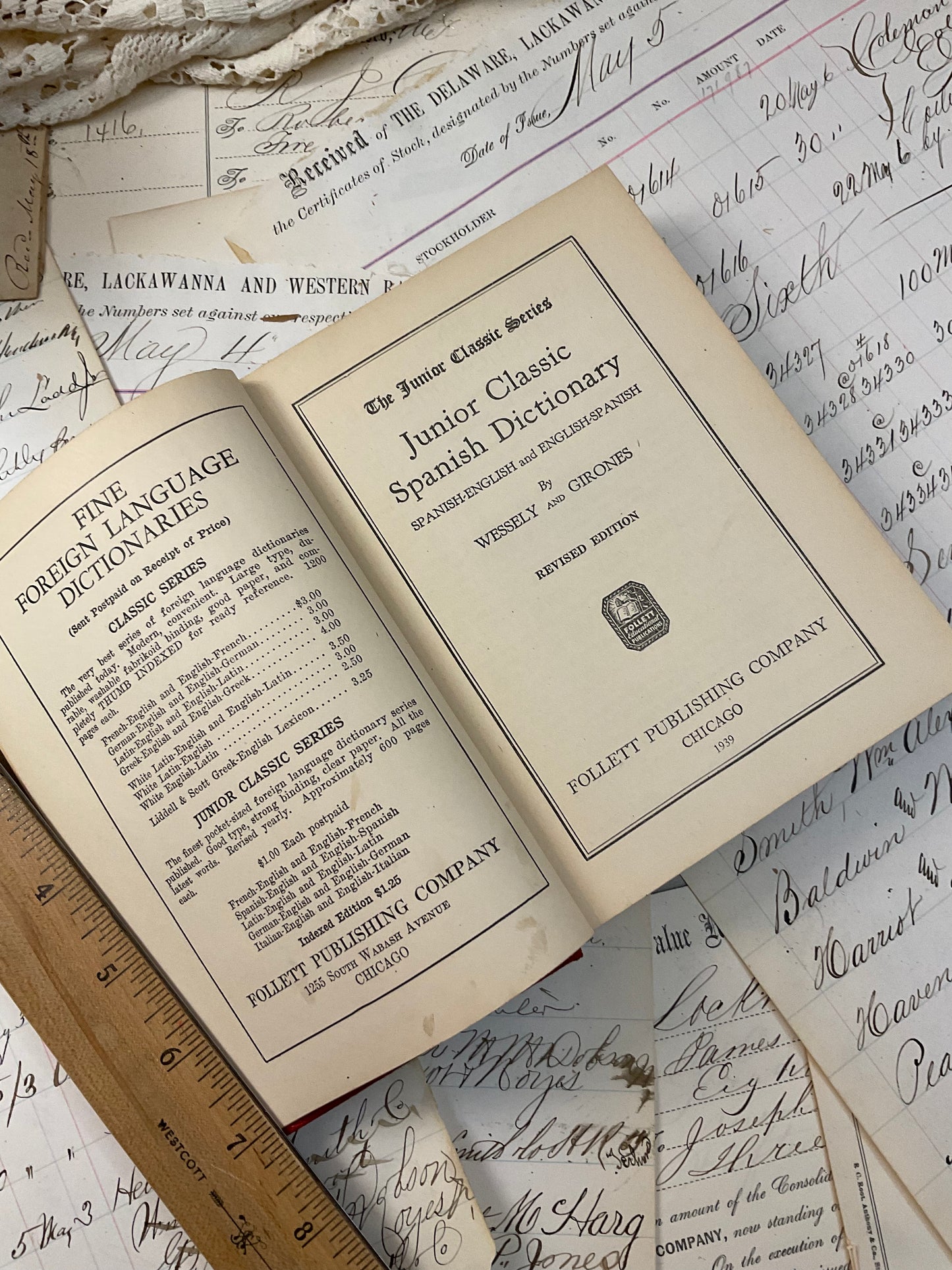 Spanish – English and English – Spanish dictionary