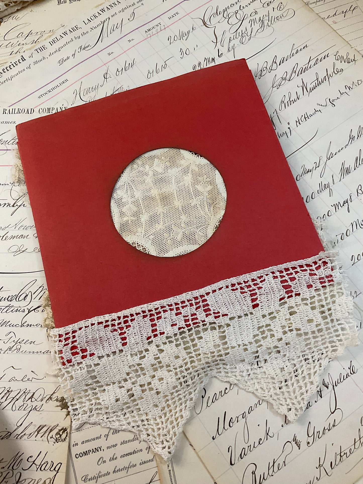 Embellished 45 record holder – red