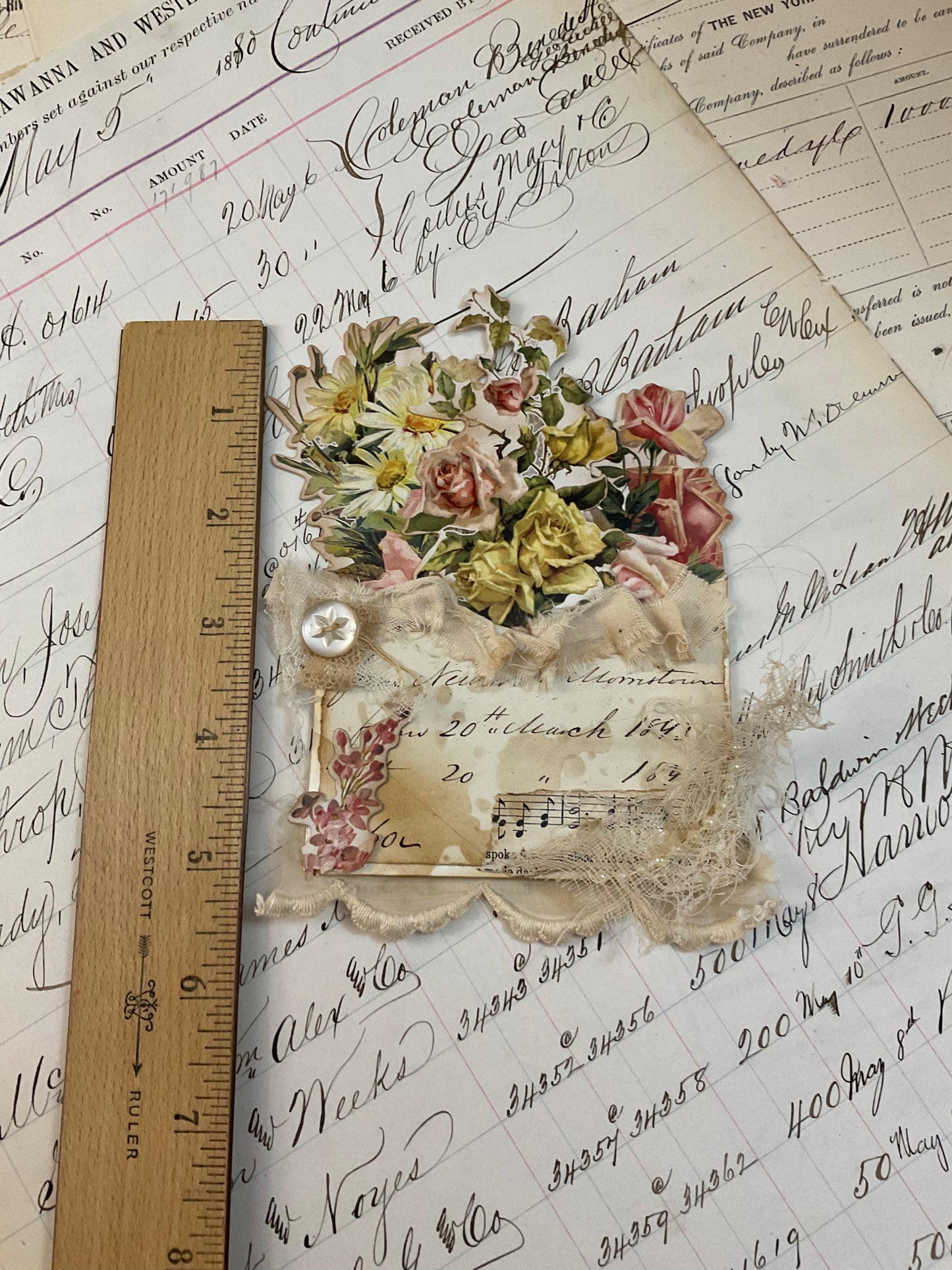 Flower envelope pocket – a