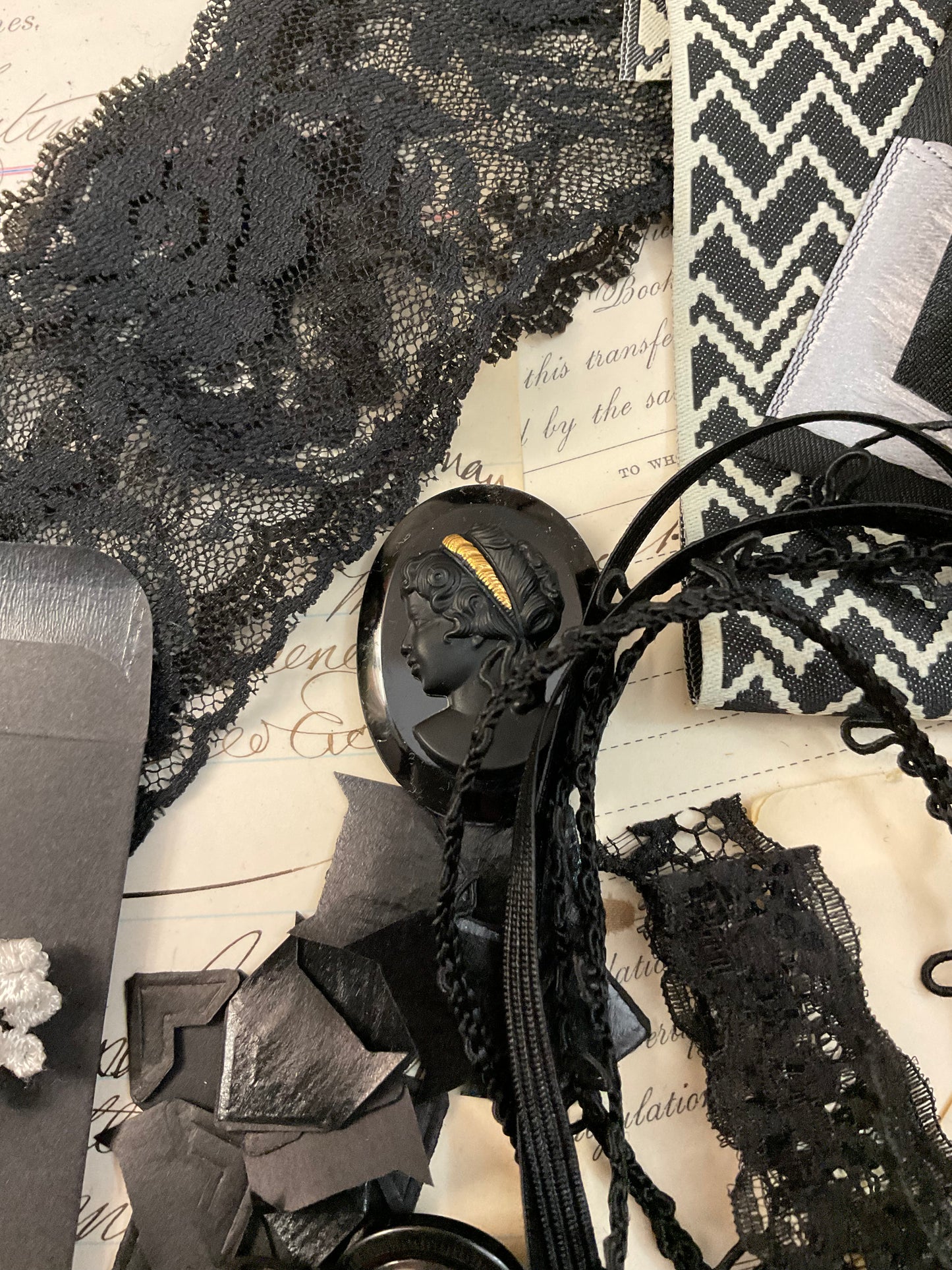 Black Bundle