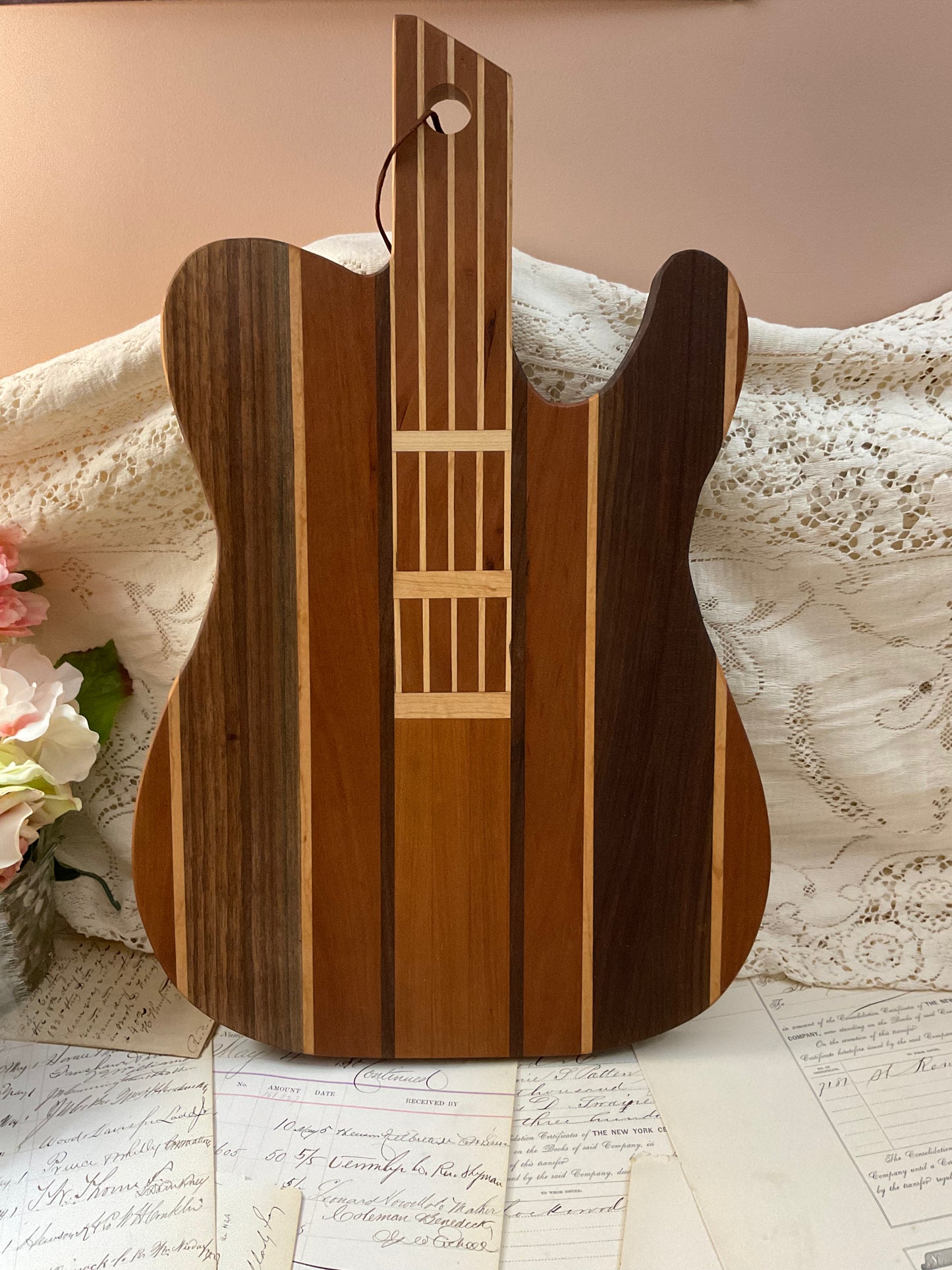 Guitar cutting board