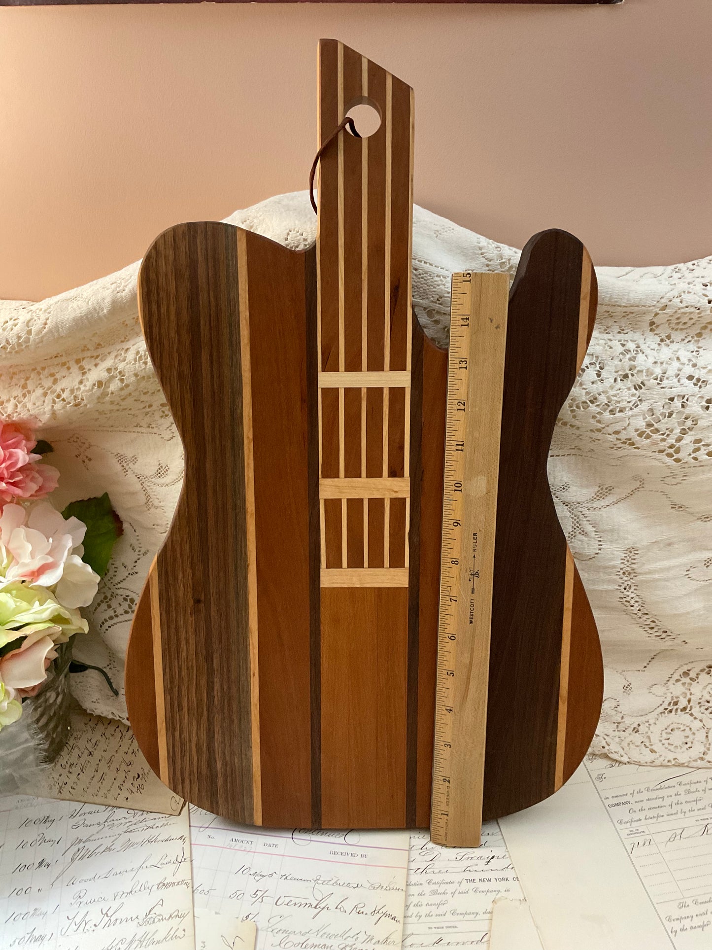 Guitar cutting board