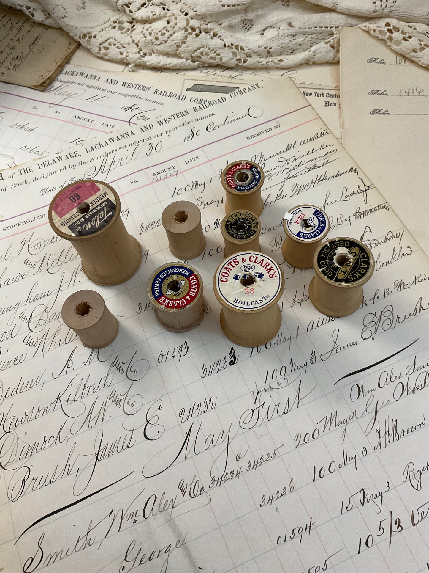 Wooden spools - no thread