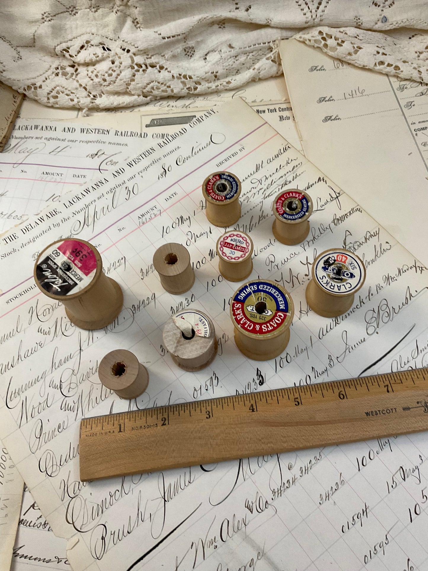 Wooden spools - no thread